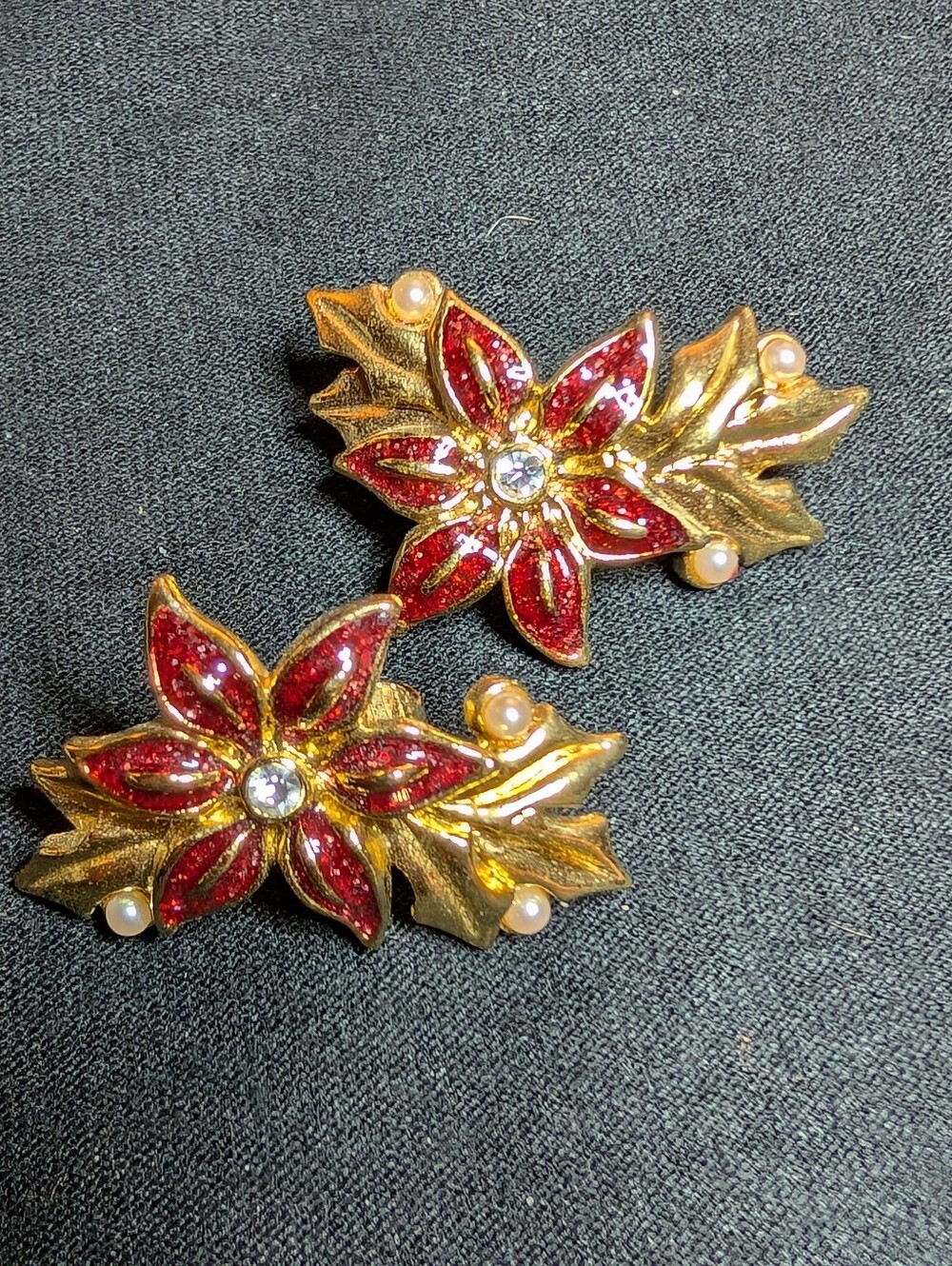 Gold-Tone Red Poinsettia Floral Brooch Set